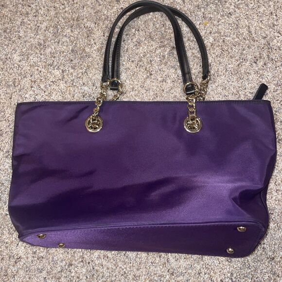 Calvin Klein Shoulder/Tote Bag Medium Nylon Tote w/gold Tone Chain Purple - Picture 2 of 4